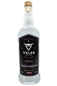 WÓDKA VELES TORFEM WĘDZONA 0,7L / 41%